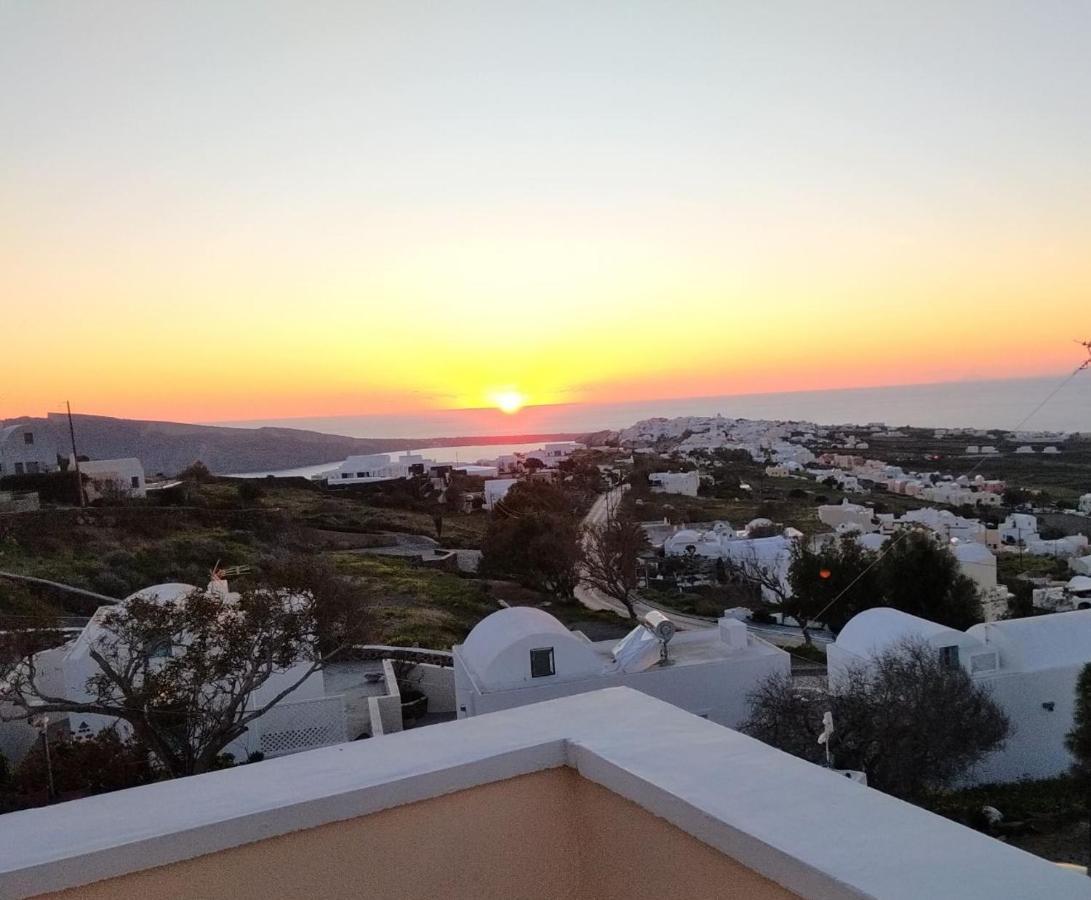 Panorama Oia Apartments Esterno foto